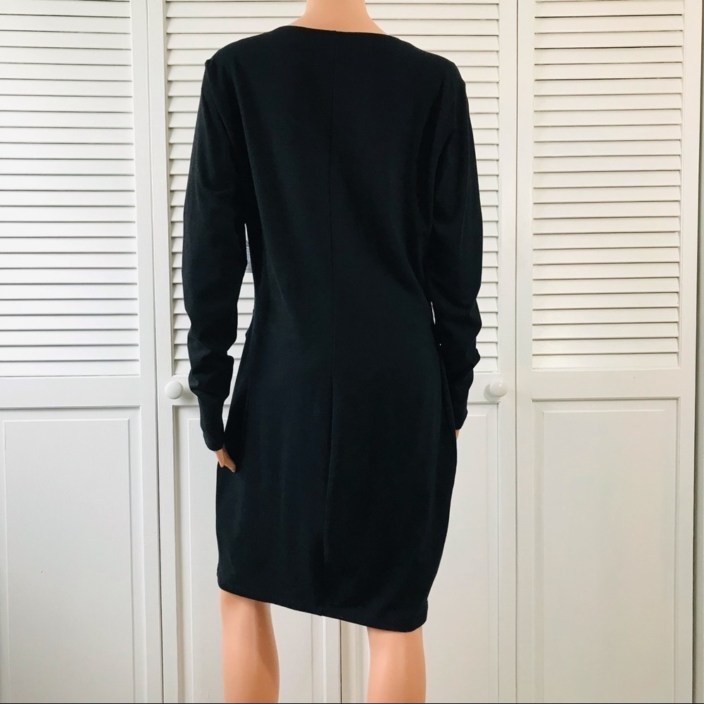 Price is firm New CHARLOTTE RUSSE Black V-Neck Long Sleeve Dress Size 1X - Picture 4 of 9